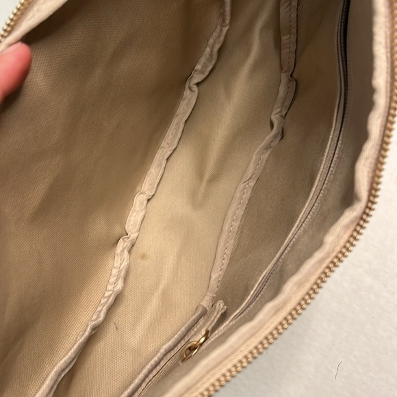 JULY EVERYDAY CRESENT BAG - Picture 6 of 16